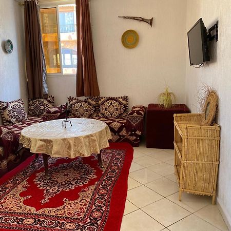 Hotel Red Carpet Surf Camp Sea, Mountain & Garden Escape Tamraght Exterior foto