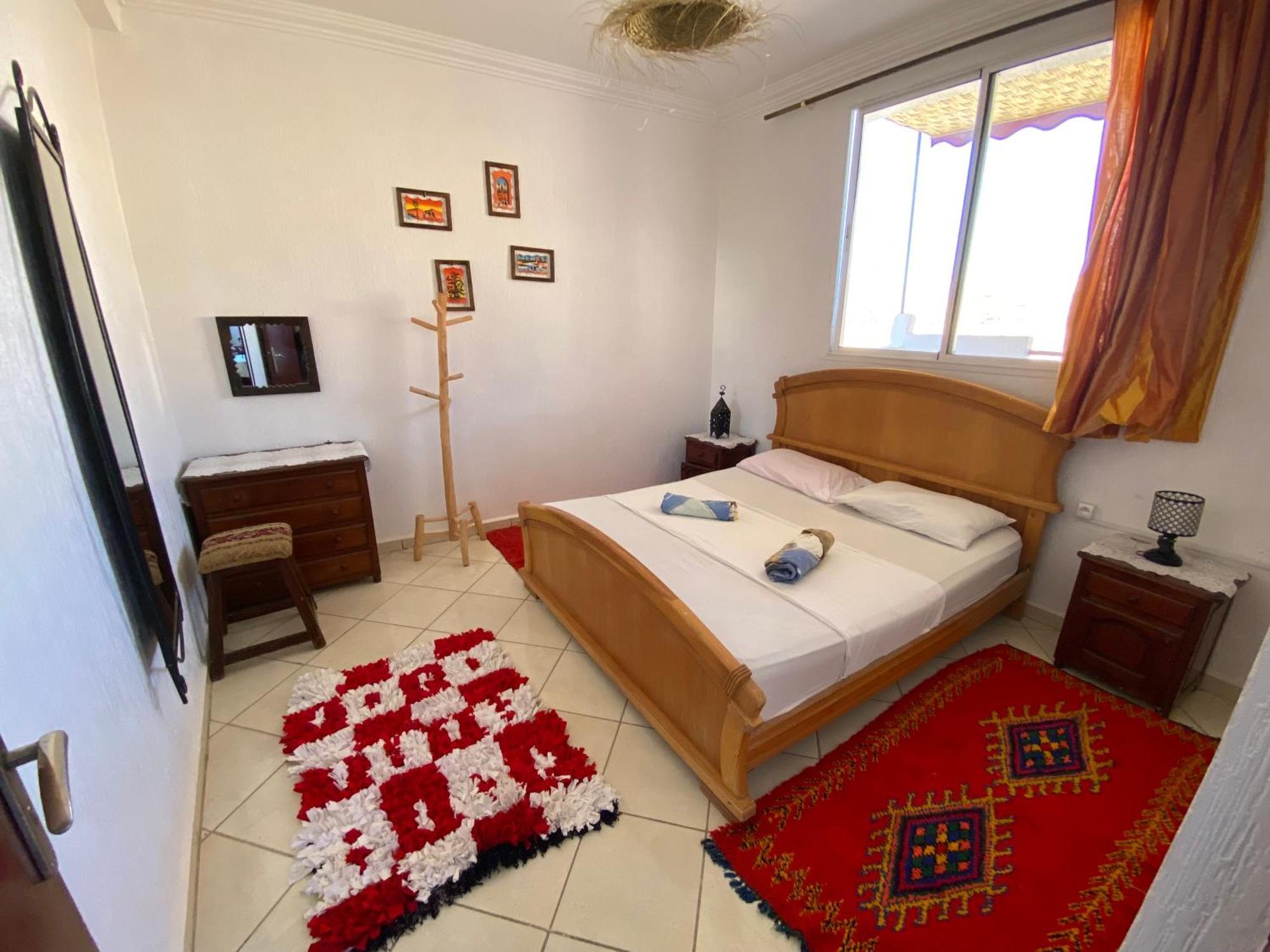 Hotel Red Carpet Surf Camp Sea, Mountain & Garden Escape Tamraght Exterior foto